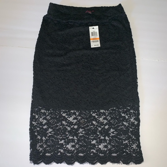 Material Girl Dresses & Skirts - Material girl women lace pencil skirt